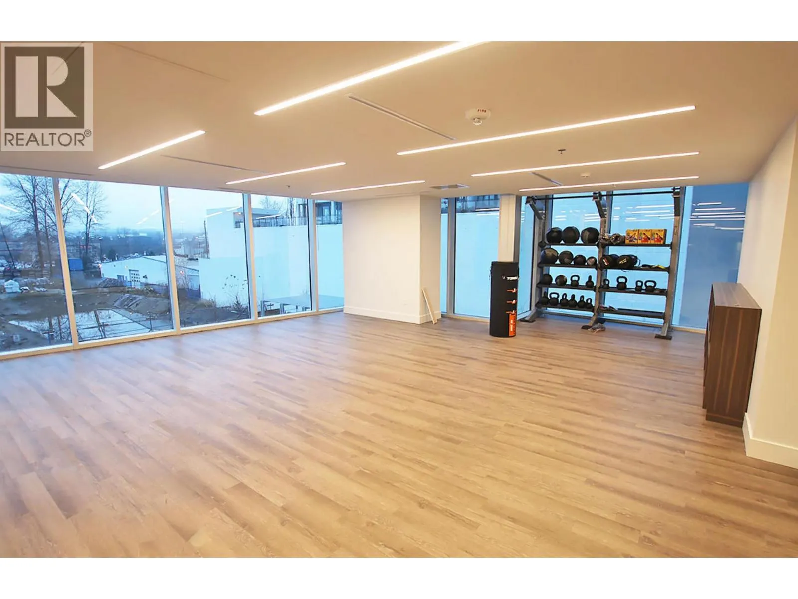 2702 2311 BETA AVENUE