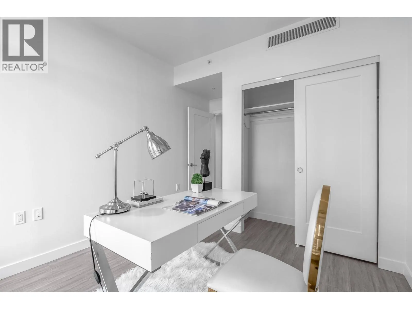 2702 2311 BETA AVENUE