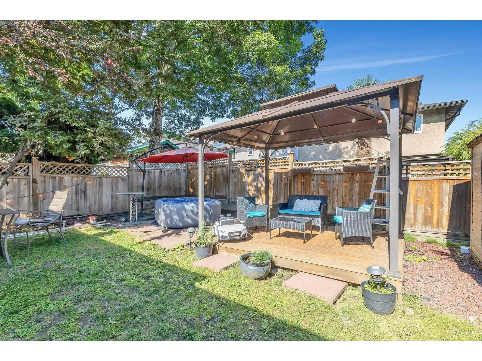 2521 WILDING CRESCENT