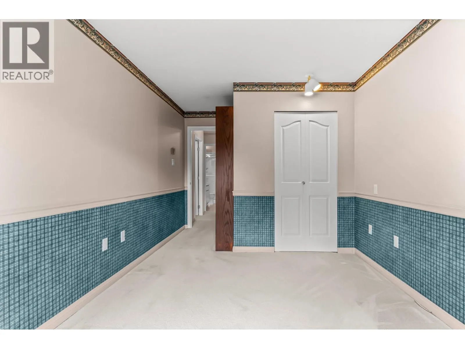 305 1235 QUAYSIDE DRIVE