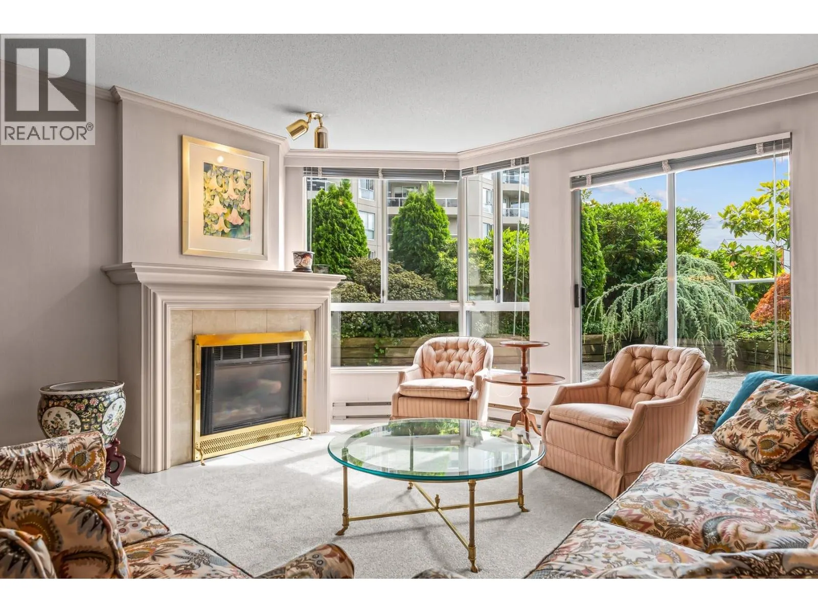 305 1235 QUAYSIDE DRIVE