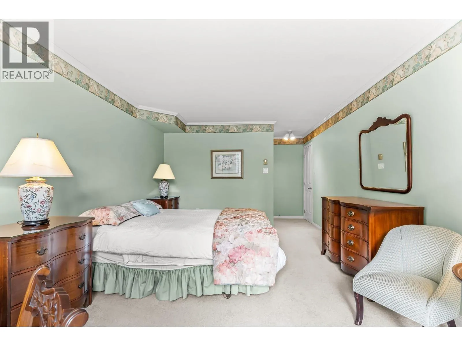 305 1235 QUAYSIDE DRIVE