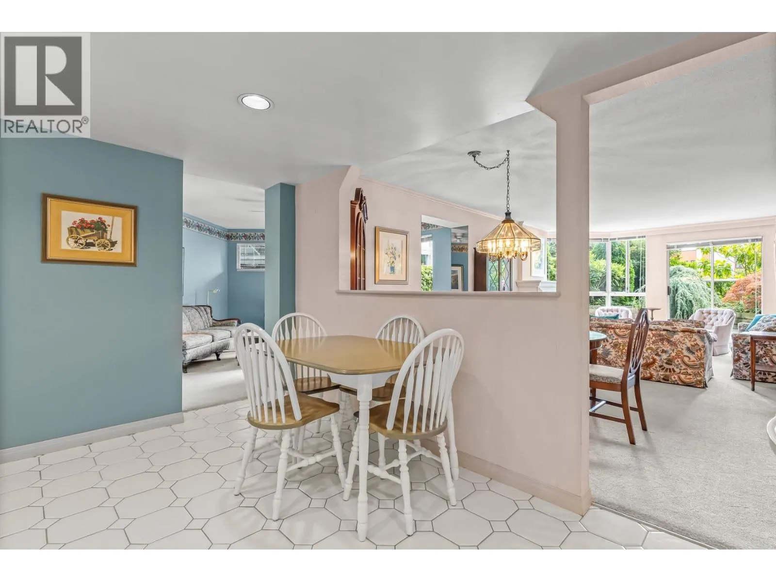 305 1235 QUAYSIDE DRIVE