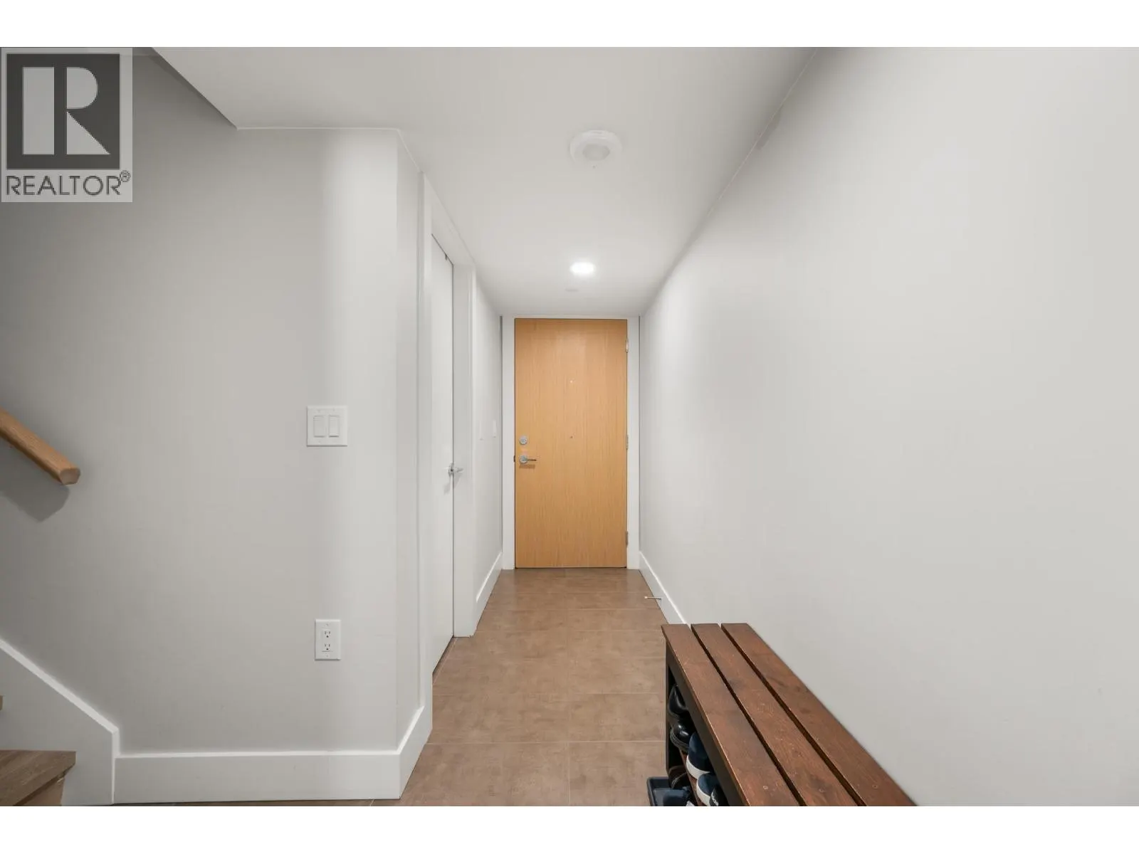 3482 MARINE WAY