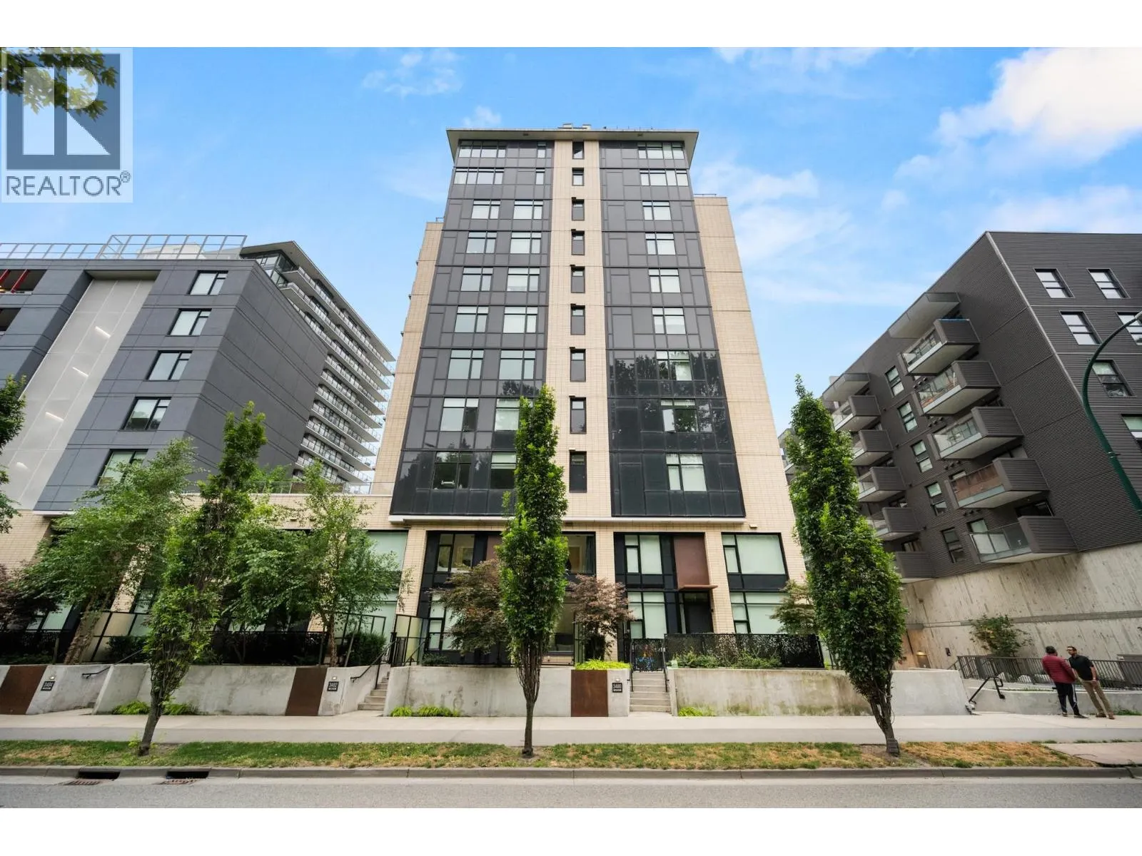 3482 MARINE WAY