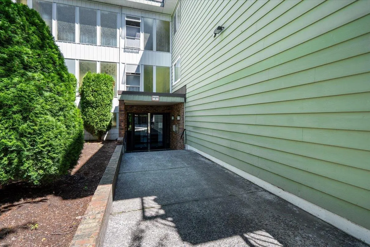 168C 8635 120 STREET