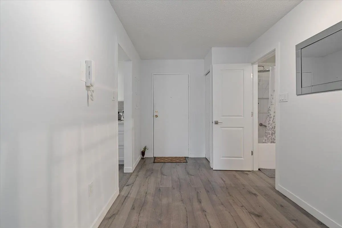 168C 8635 120 STREET