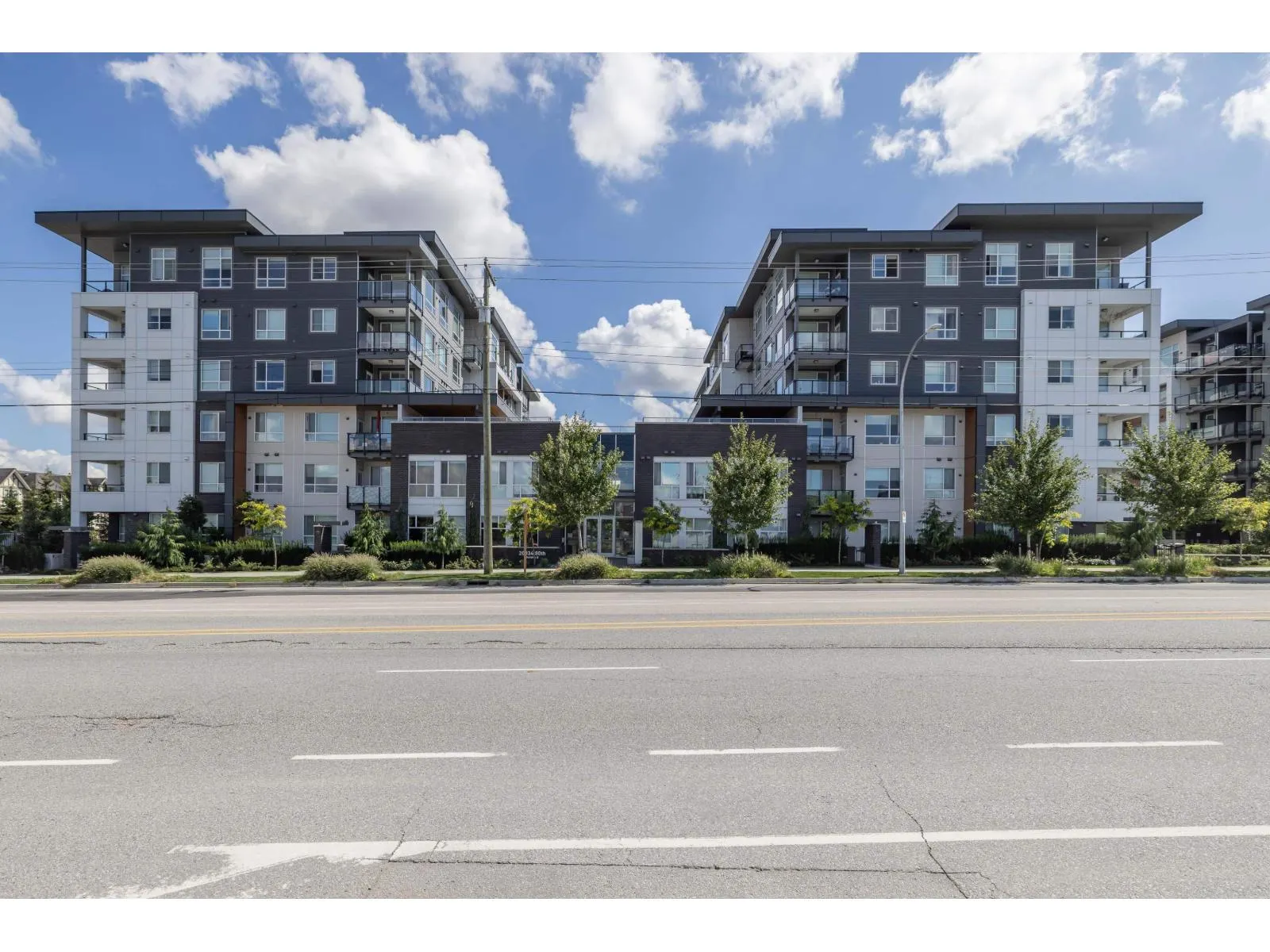 B618 20834 80 AVENUE