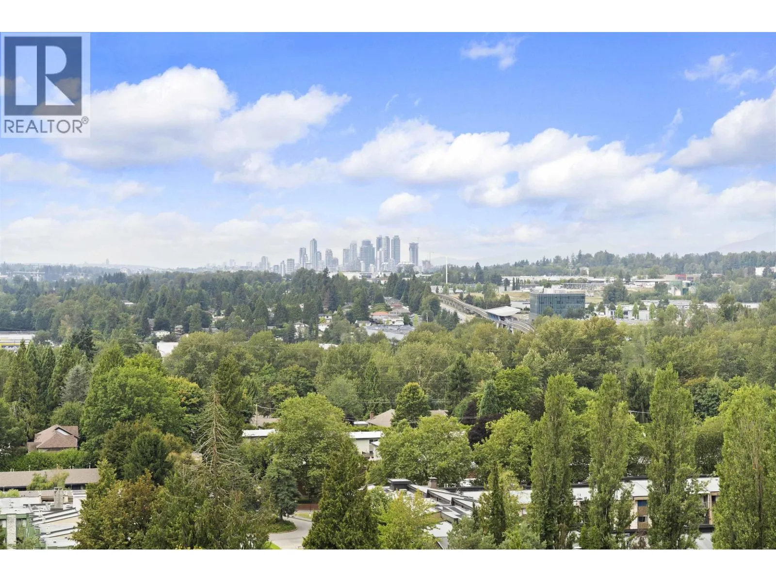 1807 3970 CARRIGAN CRESCENT