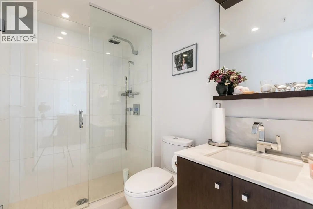 3005 1028 BARCLAY STREET