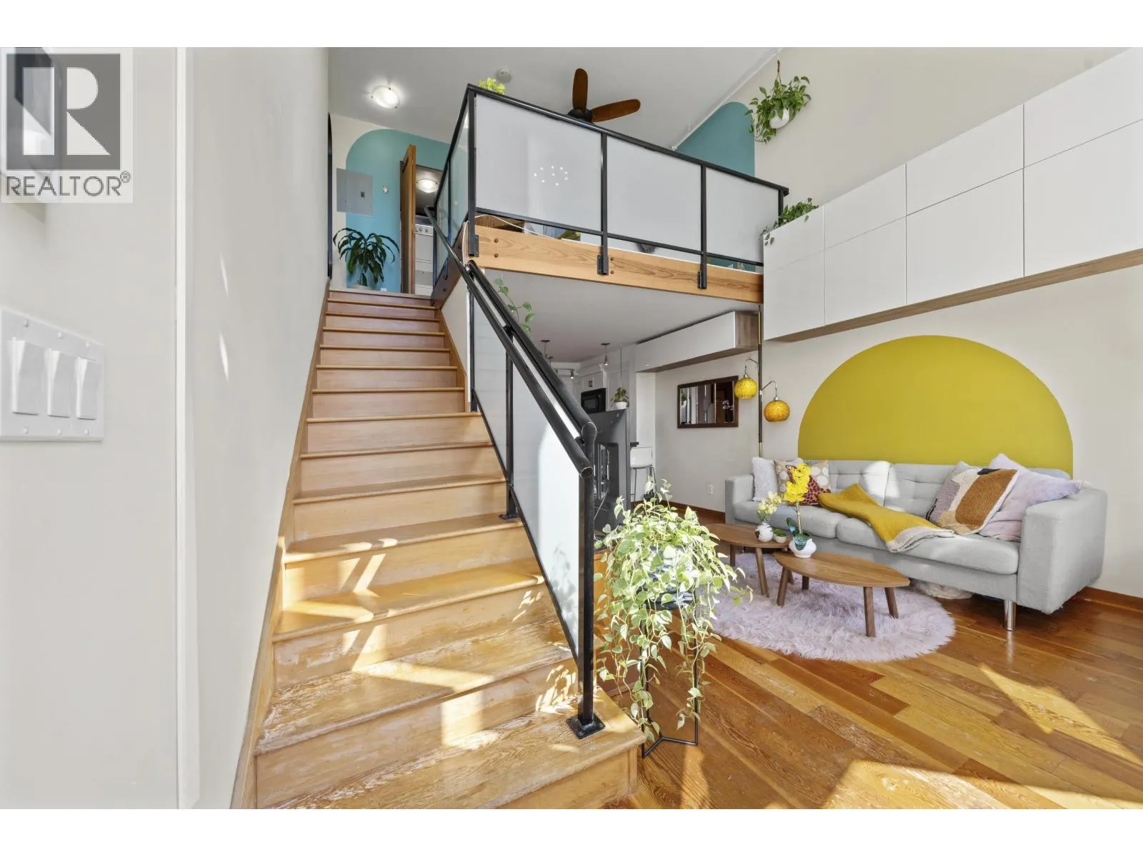 508 10 RENAISSANCE SQUARE