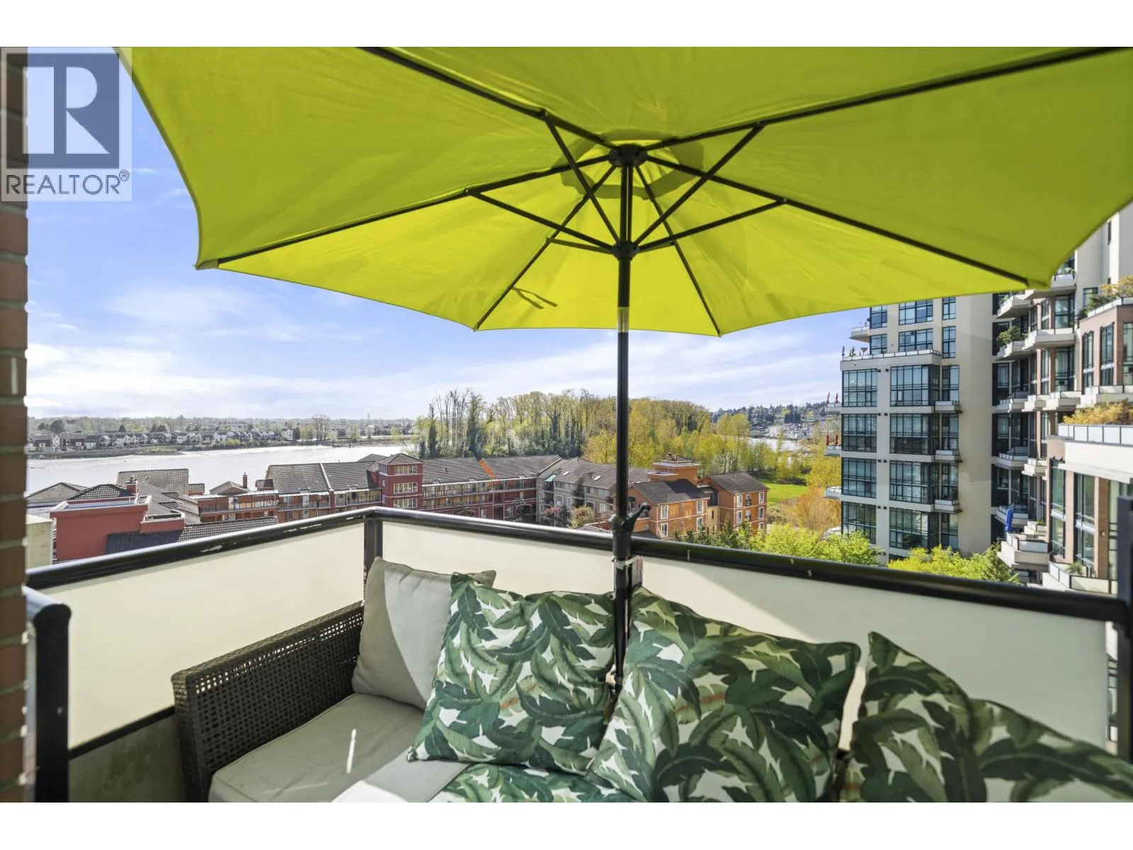 508 10 RENAISSANCE SQUARE