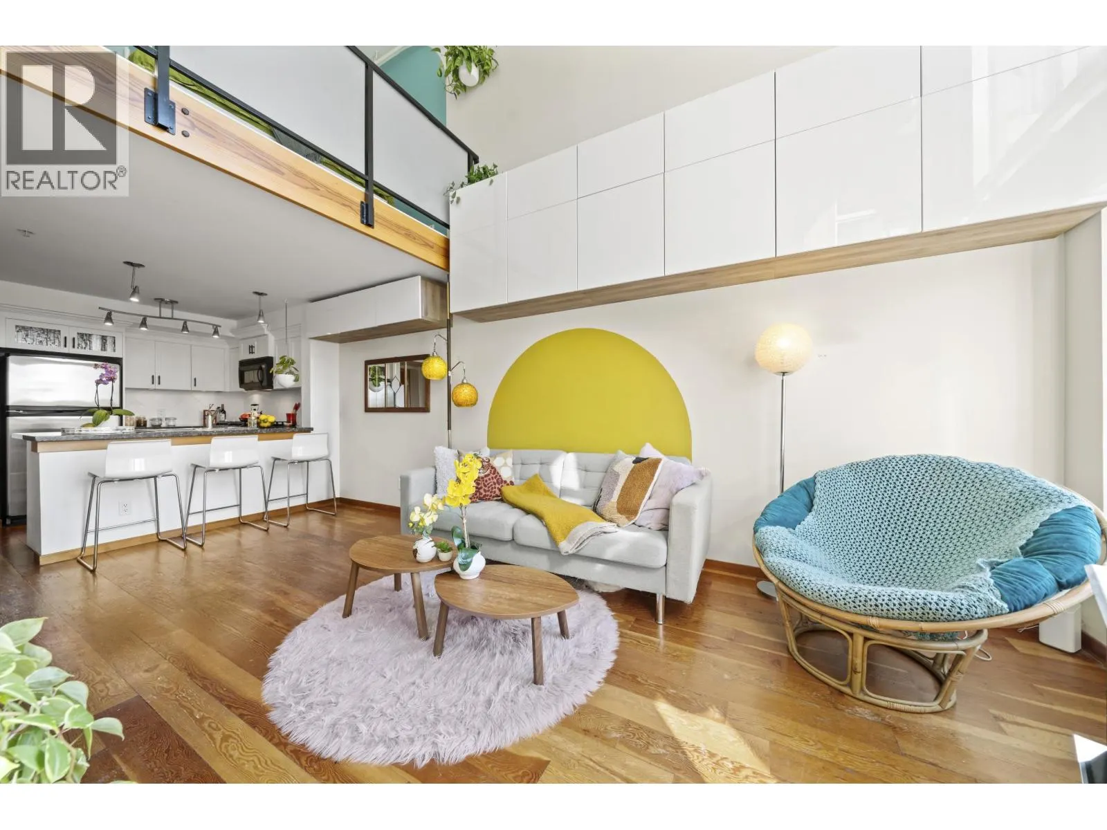 508 10 RENAISSANCE SQUARE