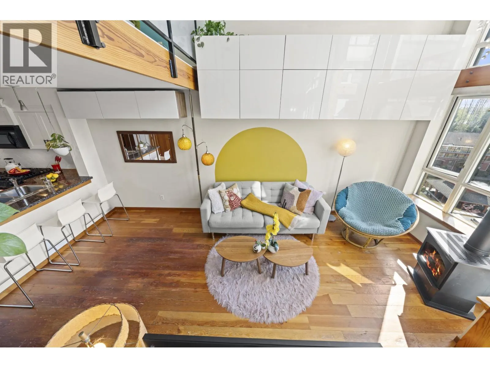508 10 RENAISSANCE SQUARE