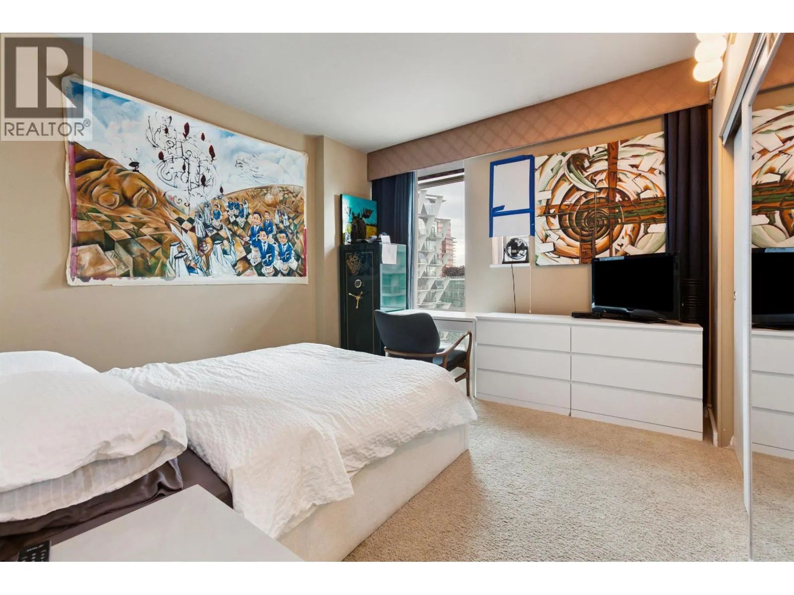 PH2501 1616 BAYSHORE DRIVE