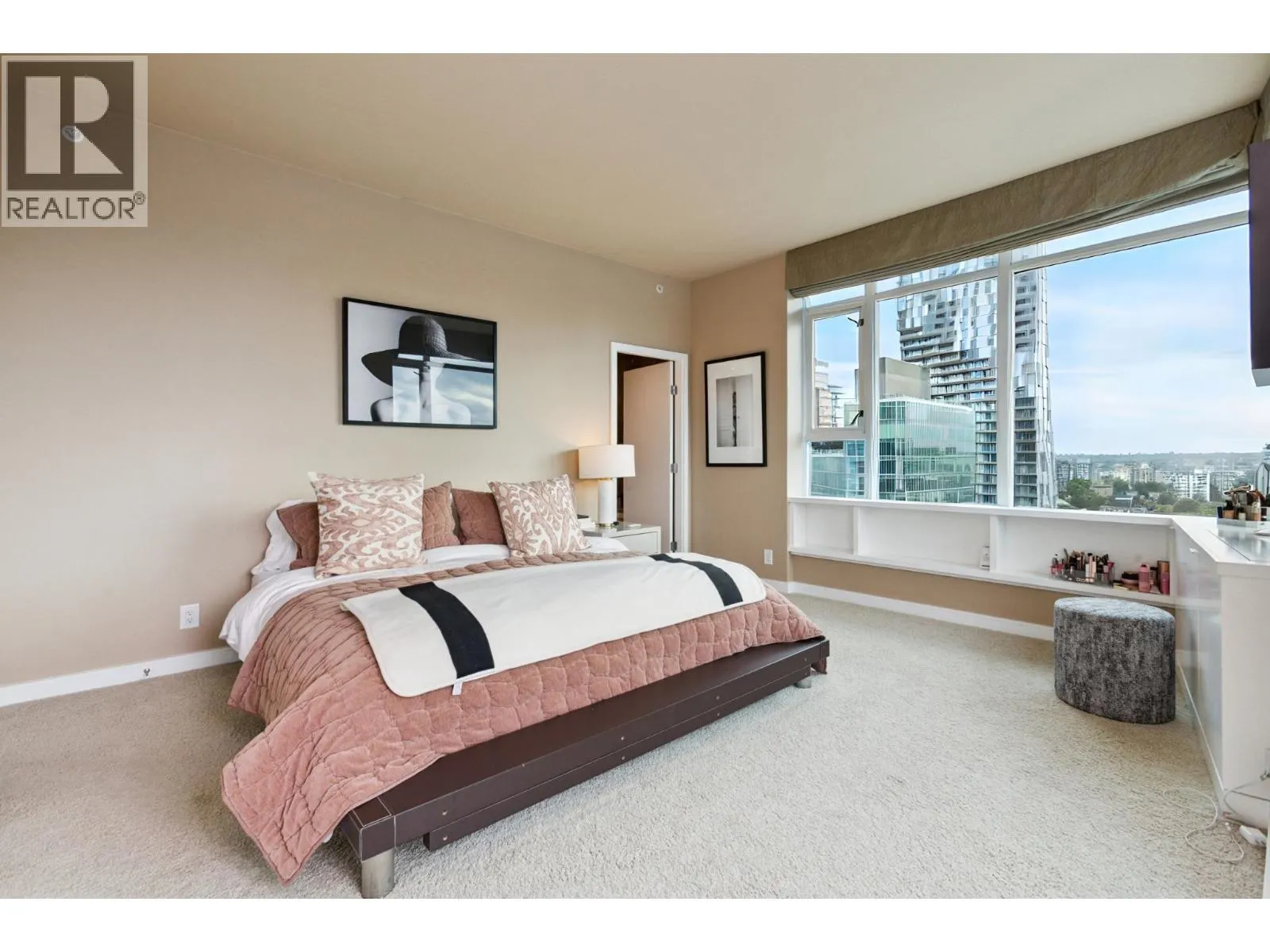 PH2501 1616 BAYSHORE DRIVE