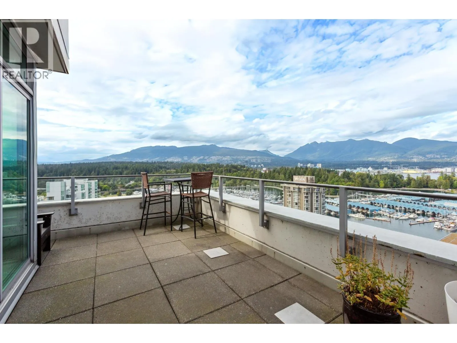 PH2501 1616 BAYSHORE DRIVE