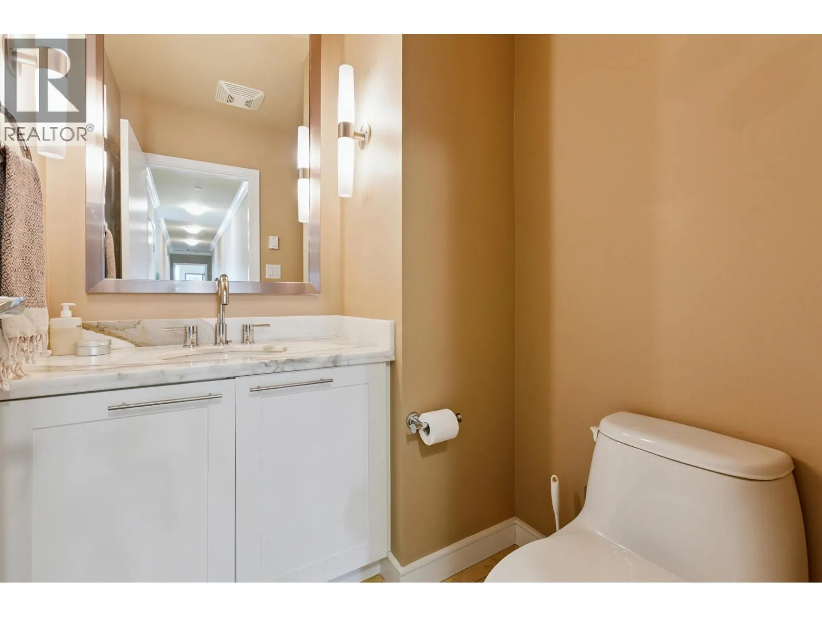 PH2501 1616 BAYSHORE DRIVE