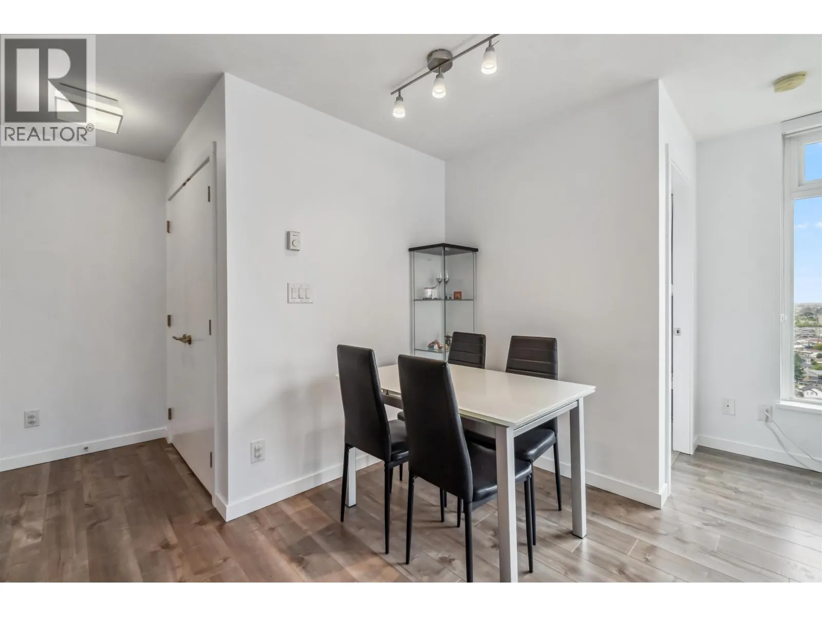 1902 5665 BOUNDARY ROAD
