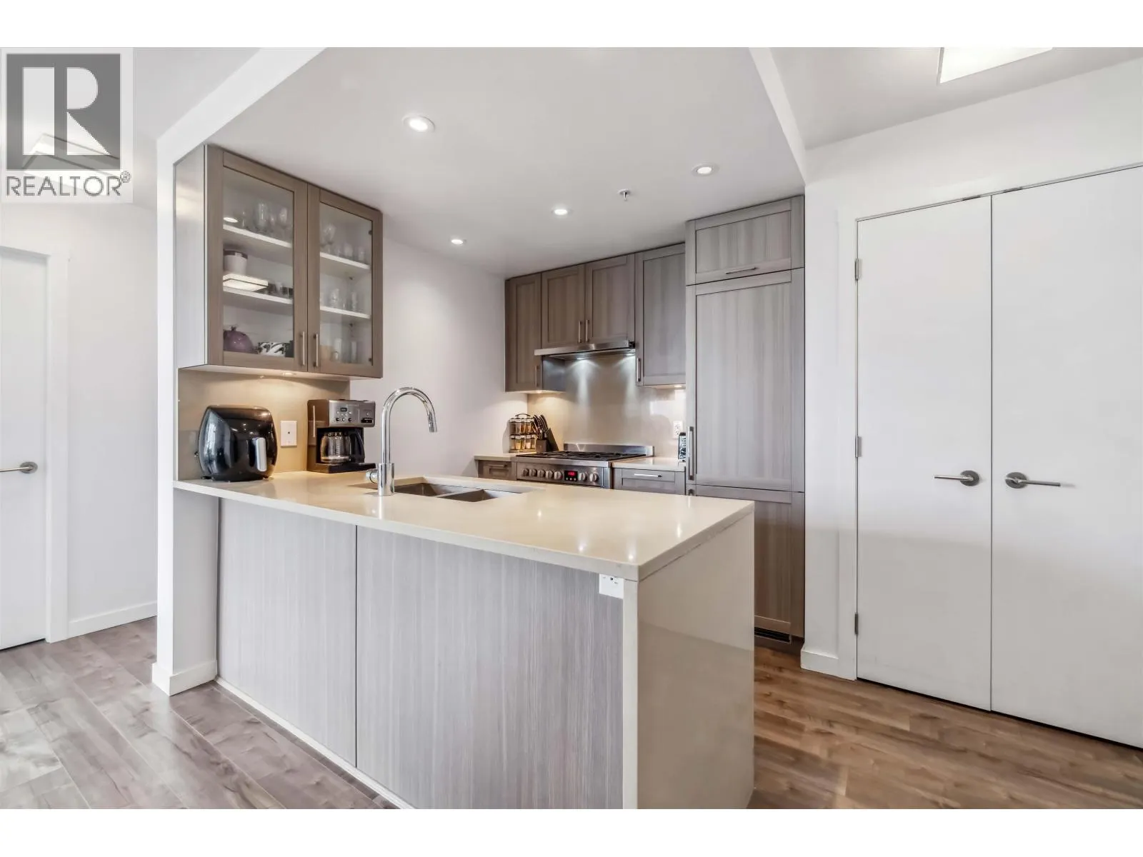 1902 5665 BOUNDARY ROAD