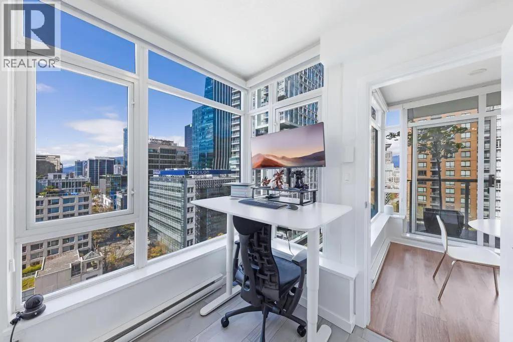 1502 480 ROBSON STREET