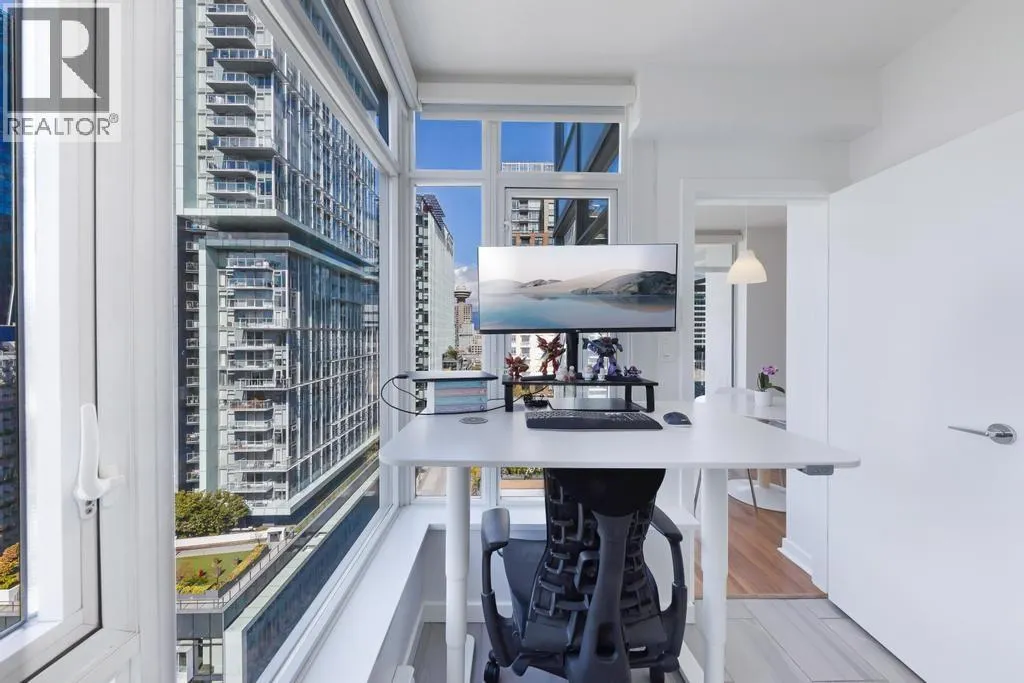 1502 480 ROBSON STREET