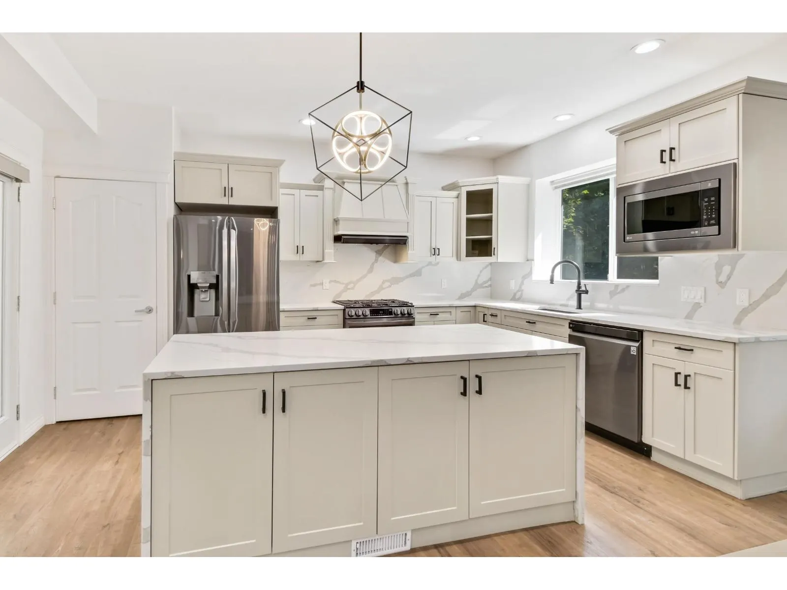 36198 CASCADE RIDGE DRIVE