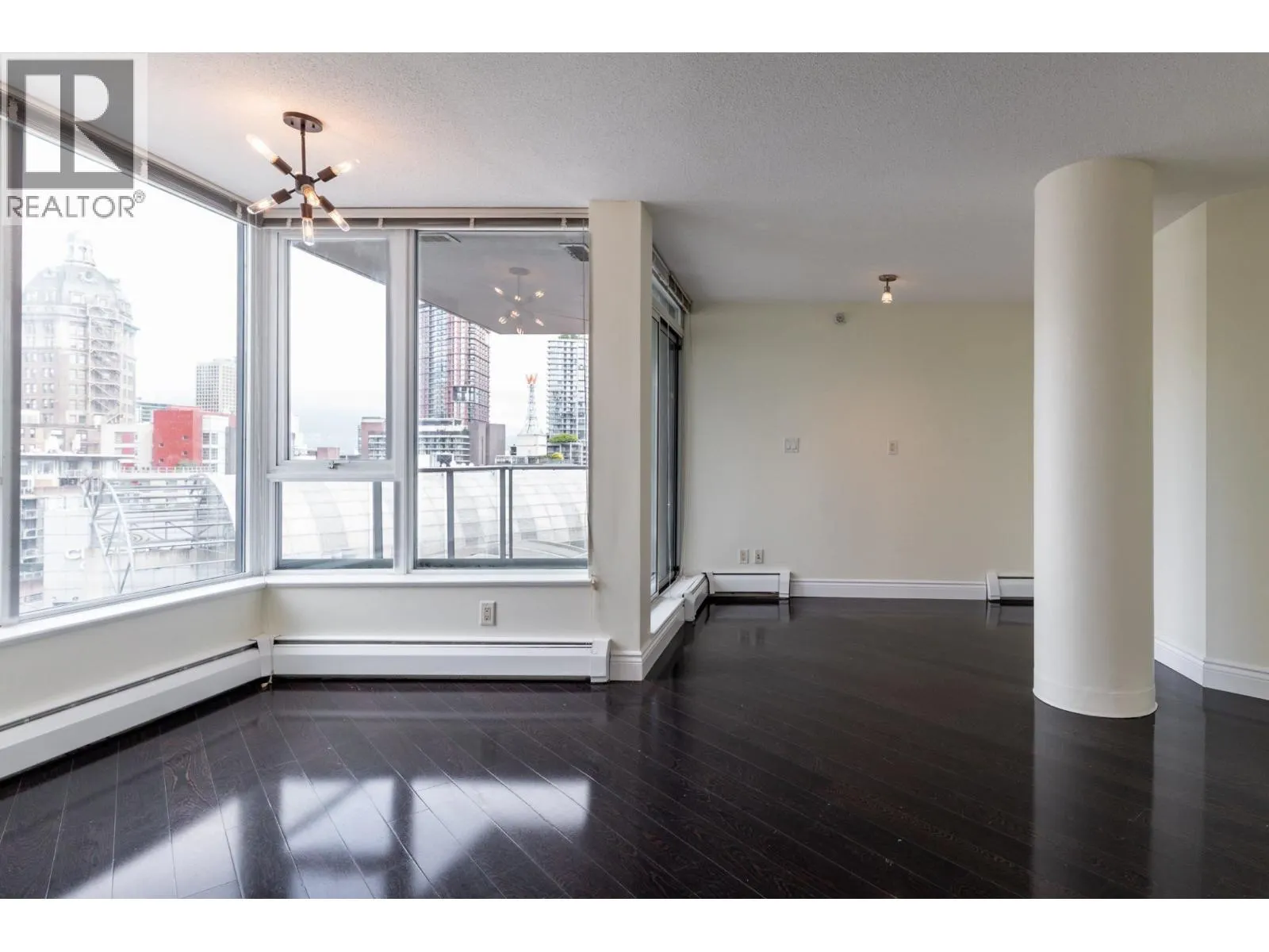 1106 58 KEEFER PLACE