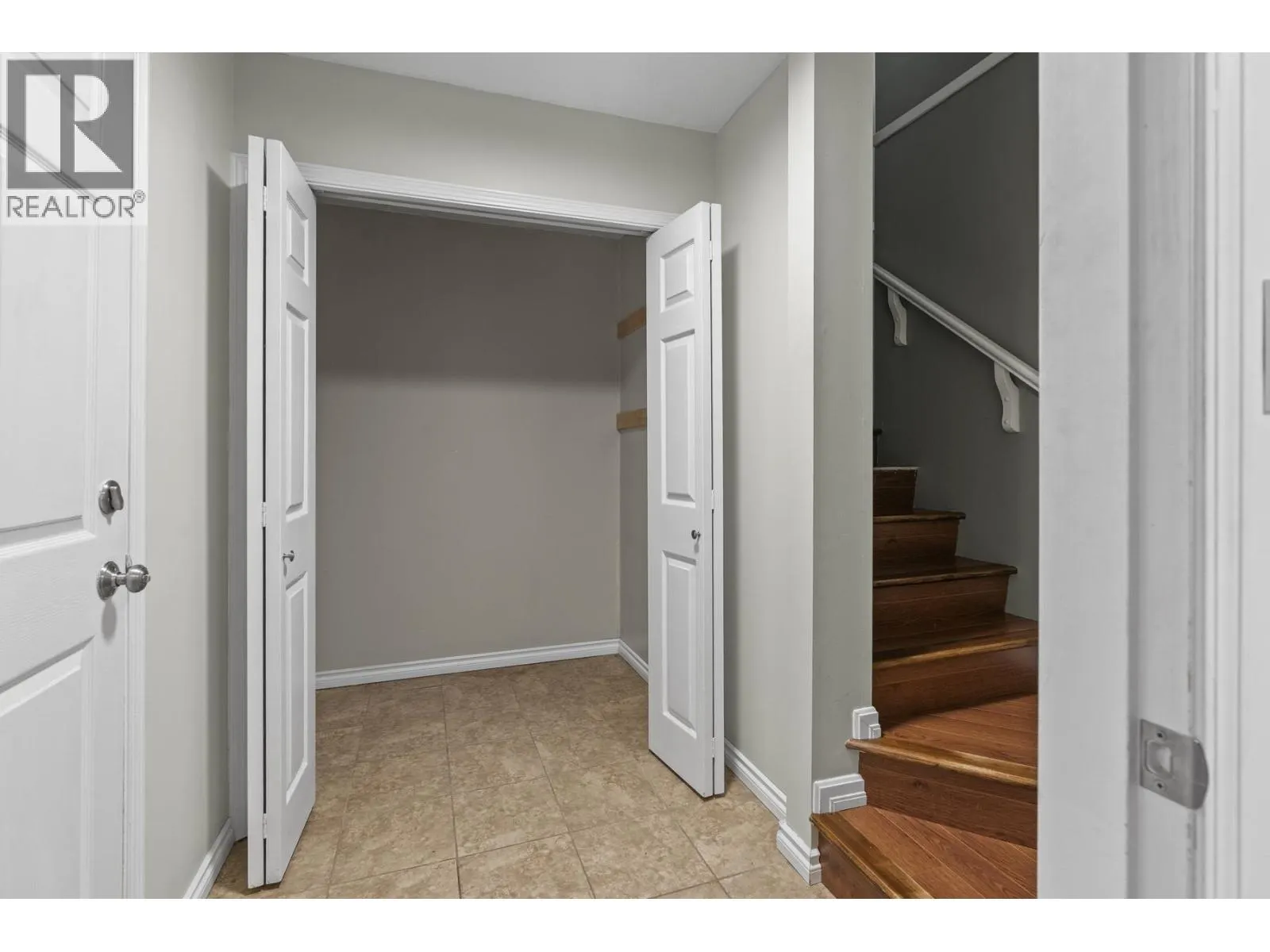 1116 O'FLAHERTY GATE