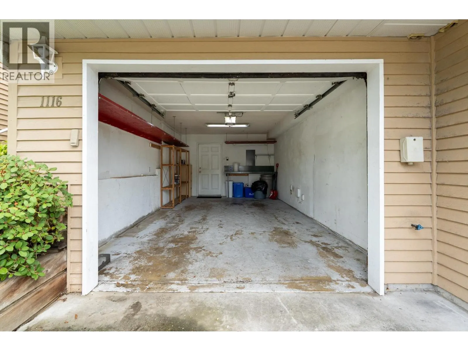 1116 O'FLAHERTY GATE