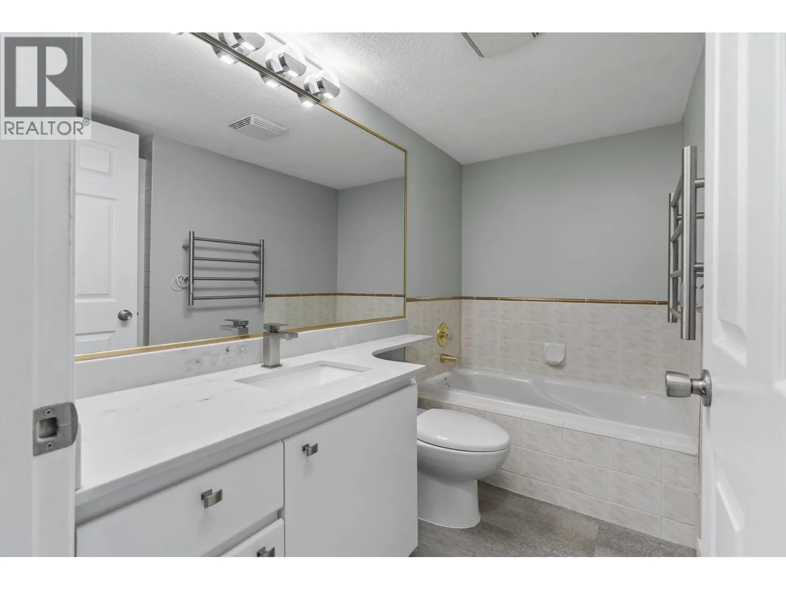 1116 O'FLAHERTY GATE