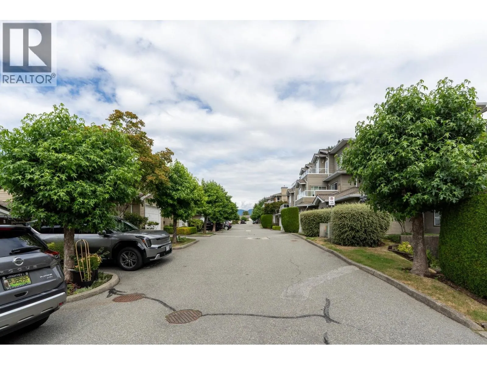 1116 O'FLAHERTY GATE