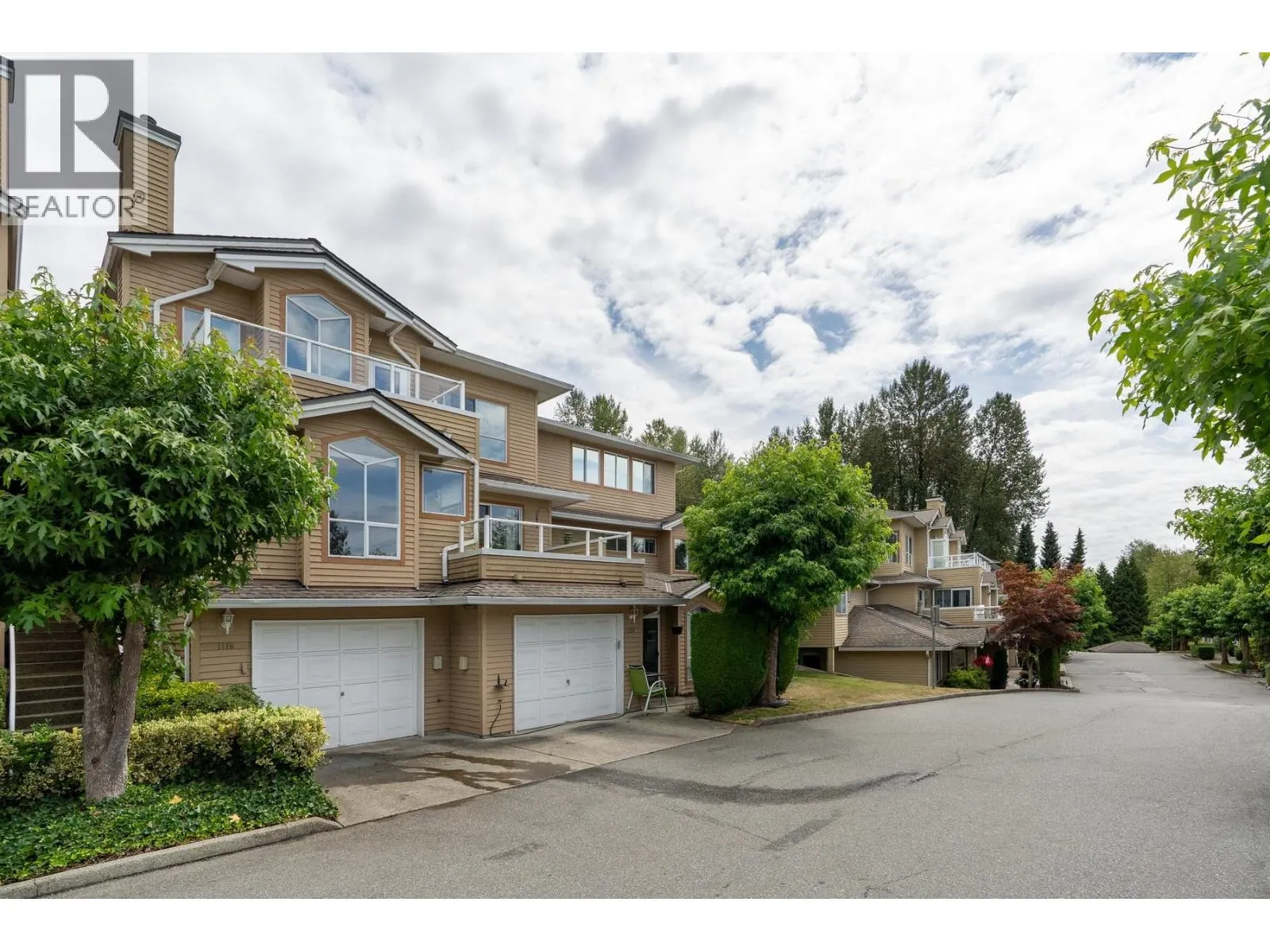 1116 O'FLAHERTY GATE