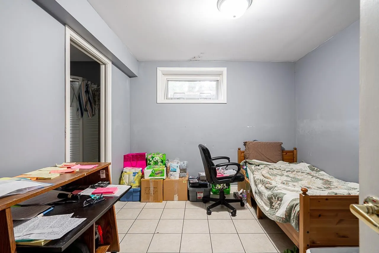 10411 170A STREET