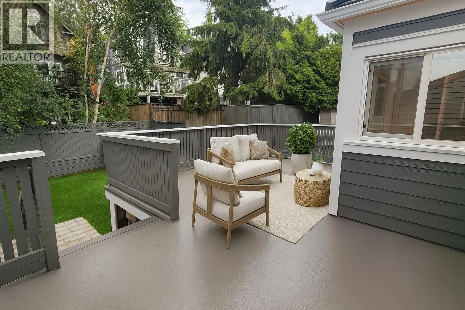 238 E 28TH STREET