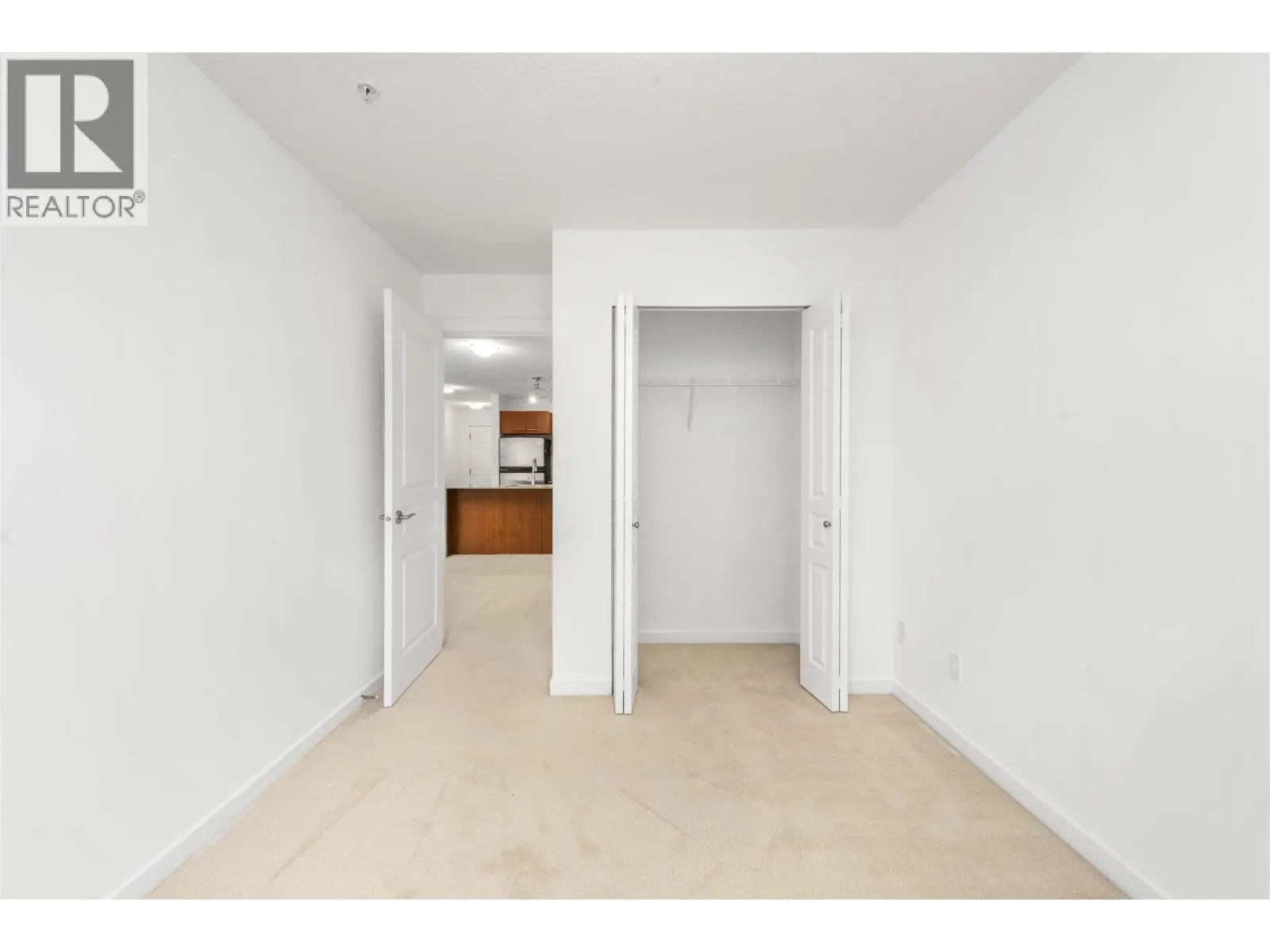 309 4768 BRENTWOOD DRIVE