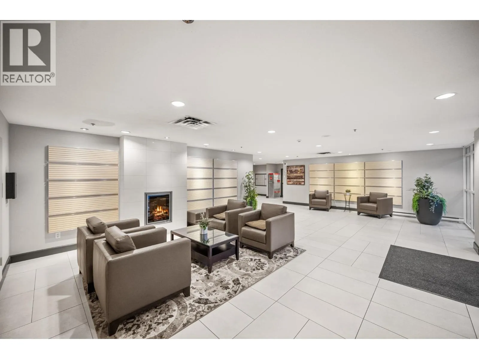 1004 200 NEWPORT DRIVE