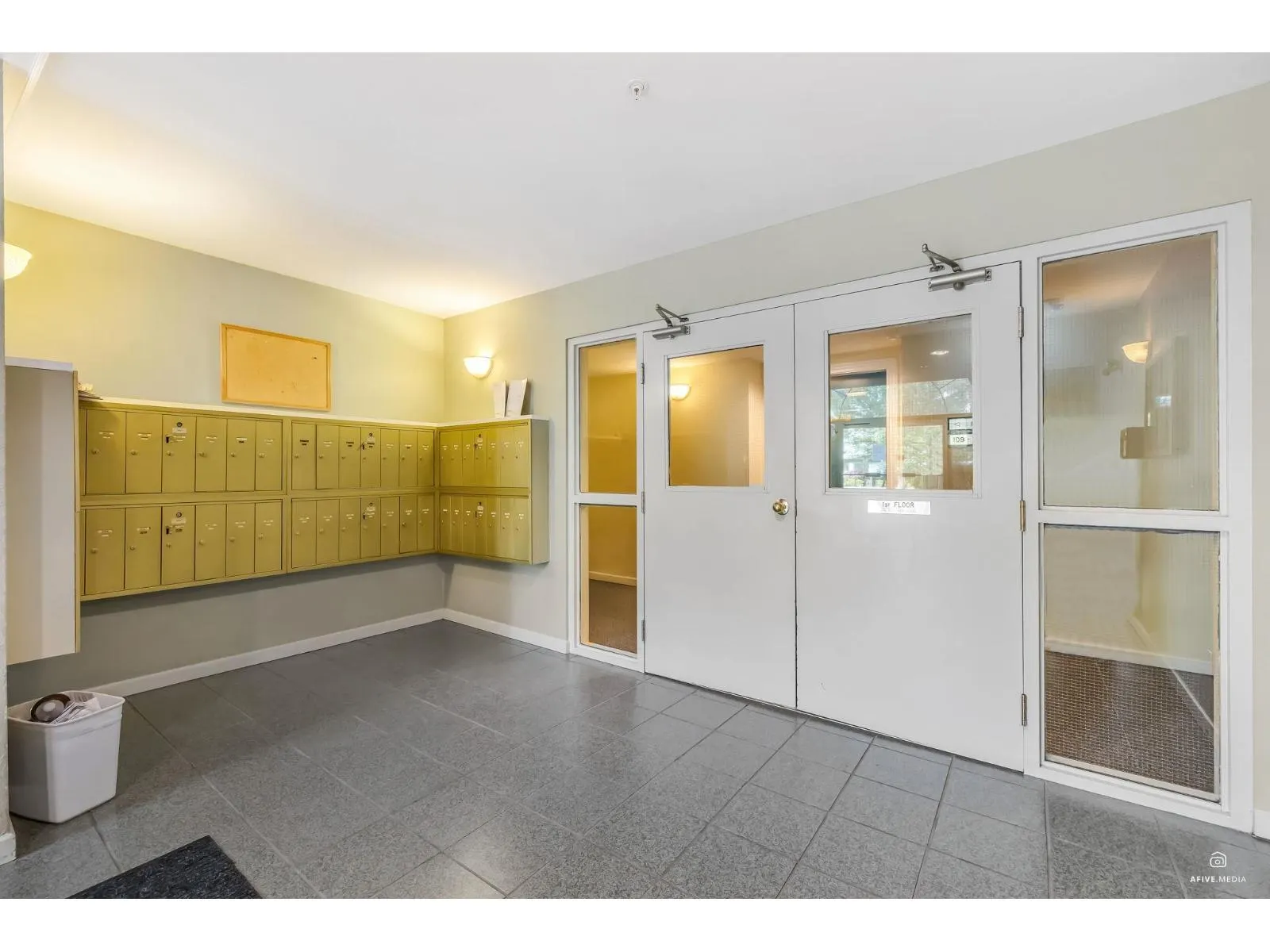 401 33708 KING ROAD