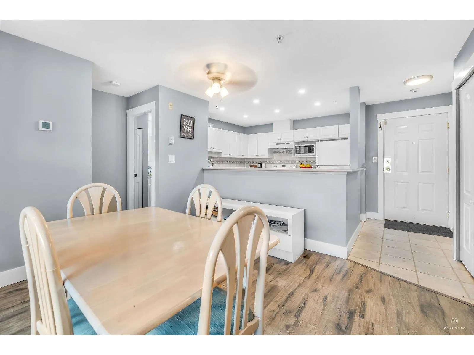 401 33708 KING ROAD