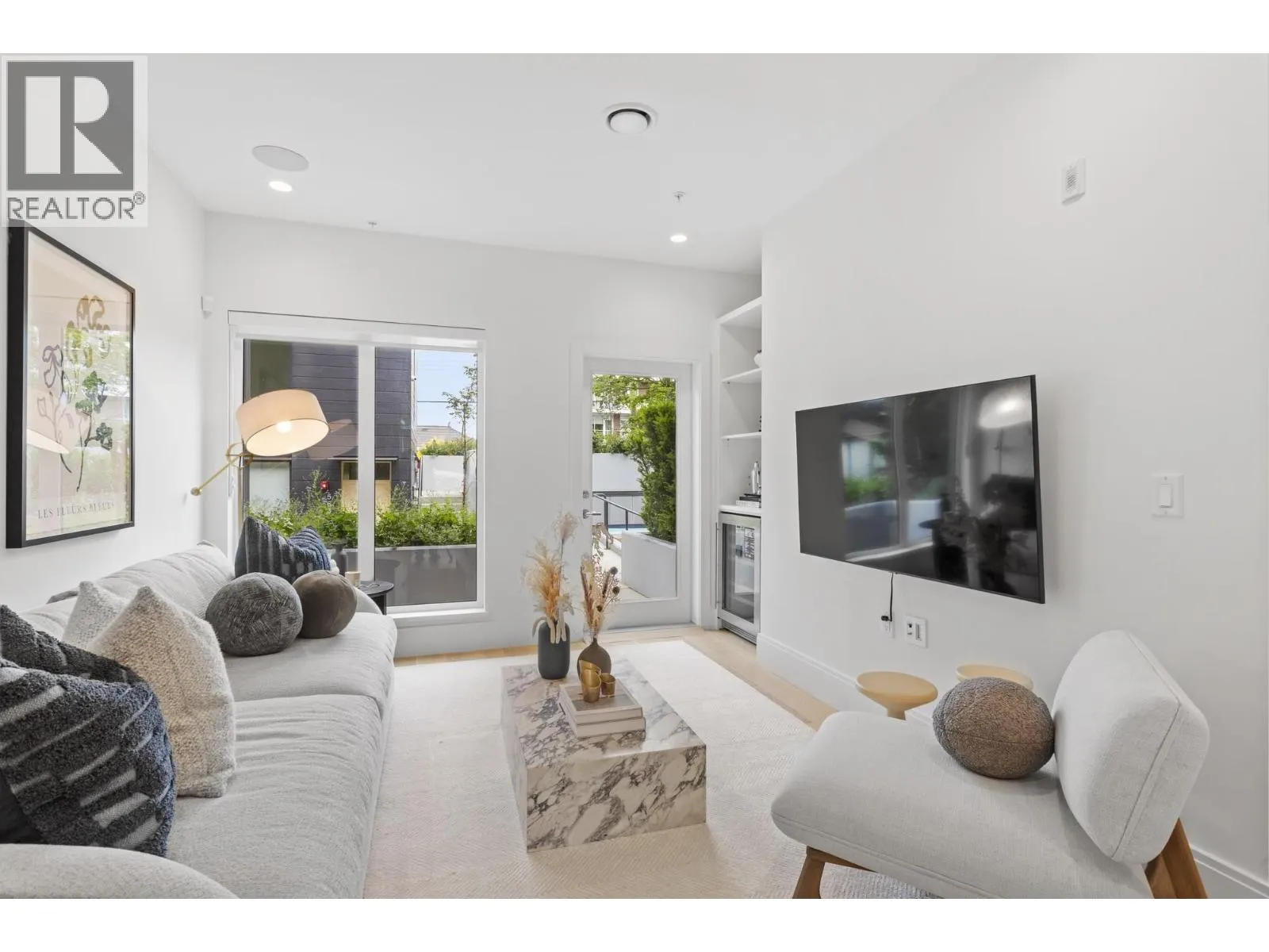 555 W 26TH AVENUE