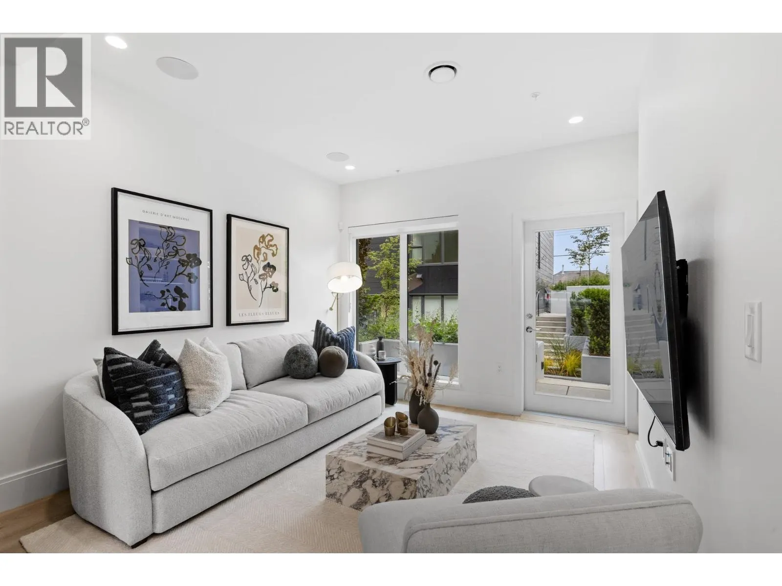 555 W 26TH AVENUE