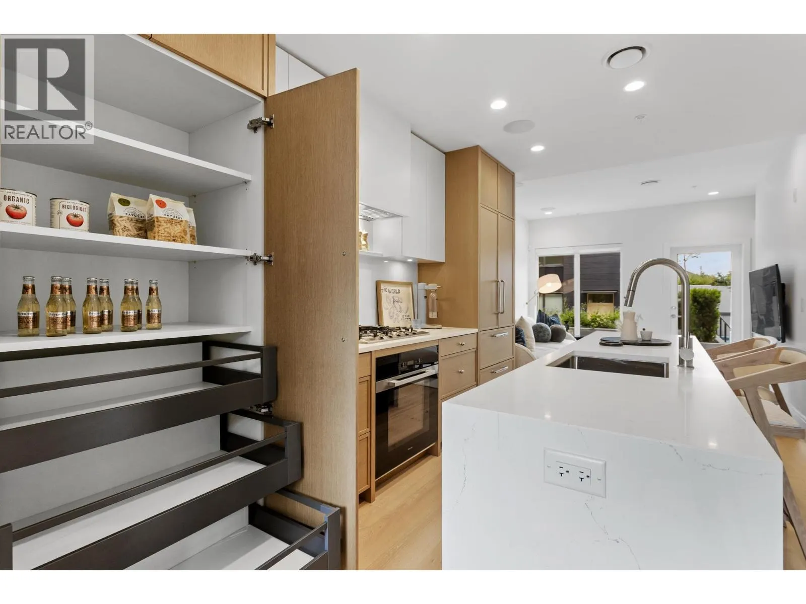 555 W 26TH AVENUE