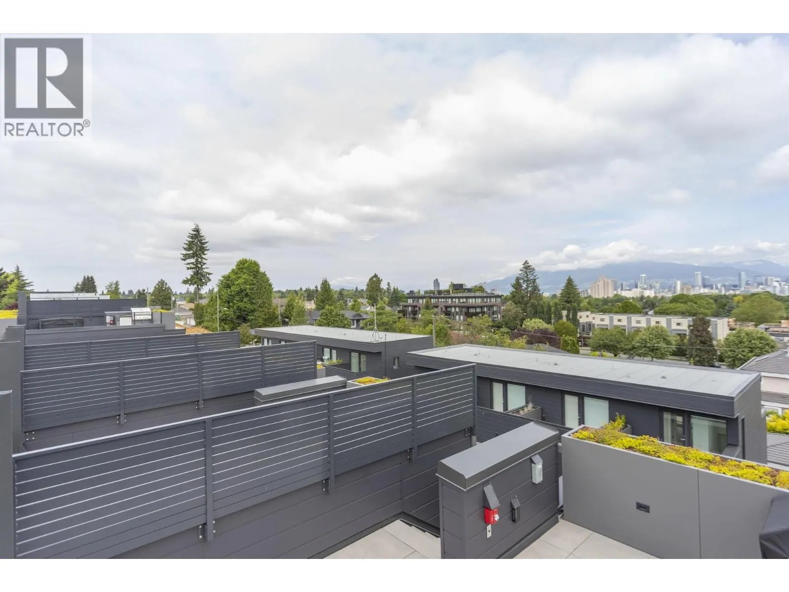 555 W 26TH AVENUE