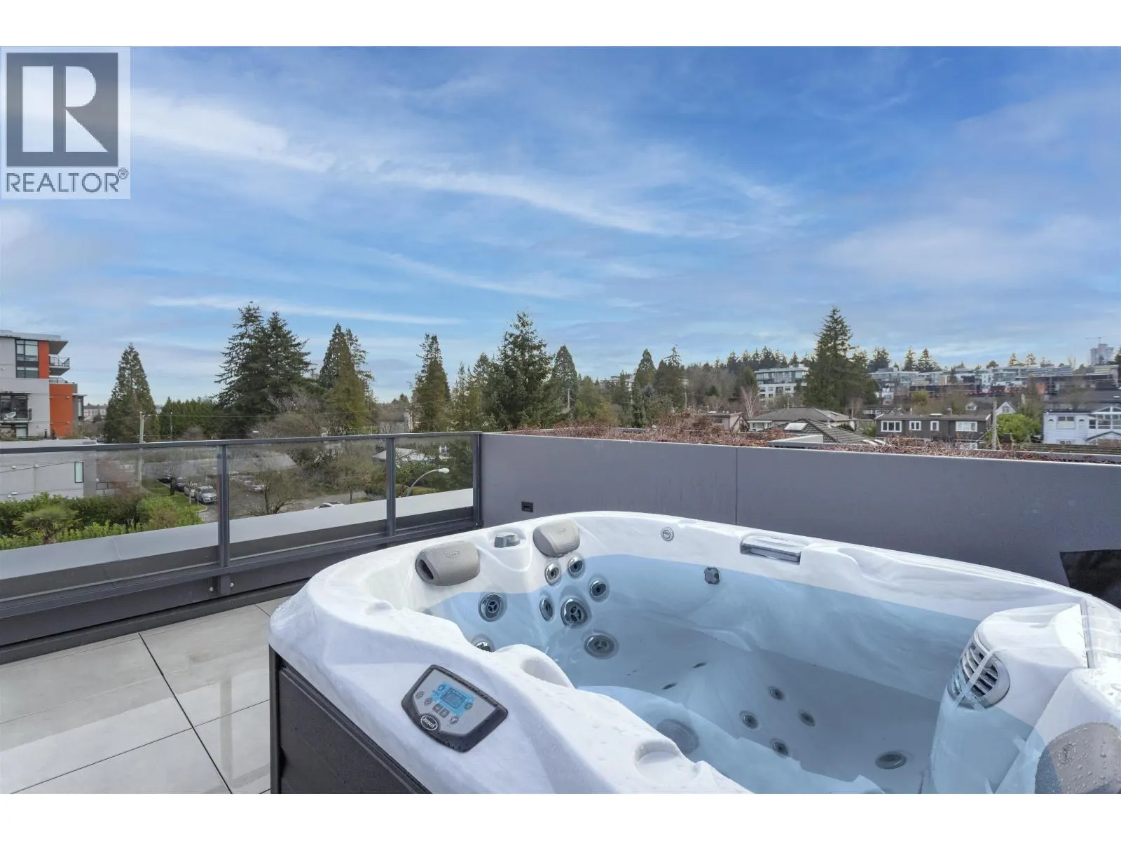 555 W 26TH AVENUE