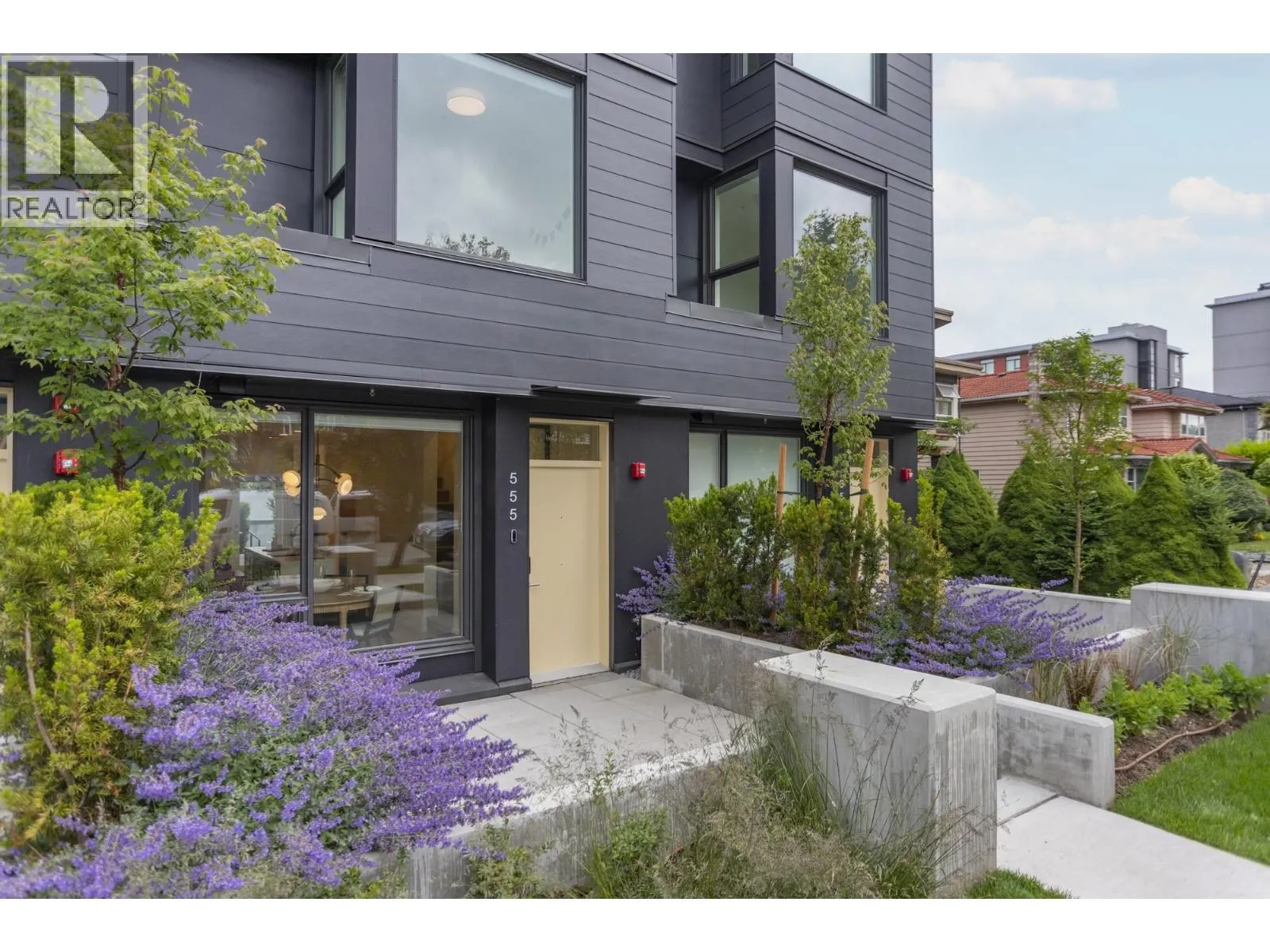 555 W 26TH AVENUE