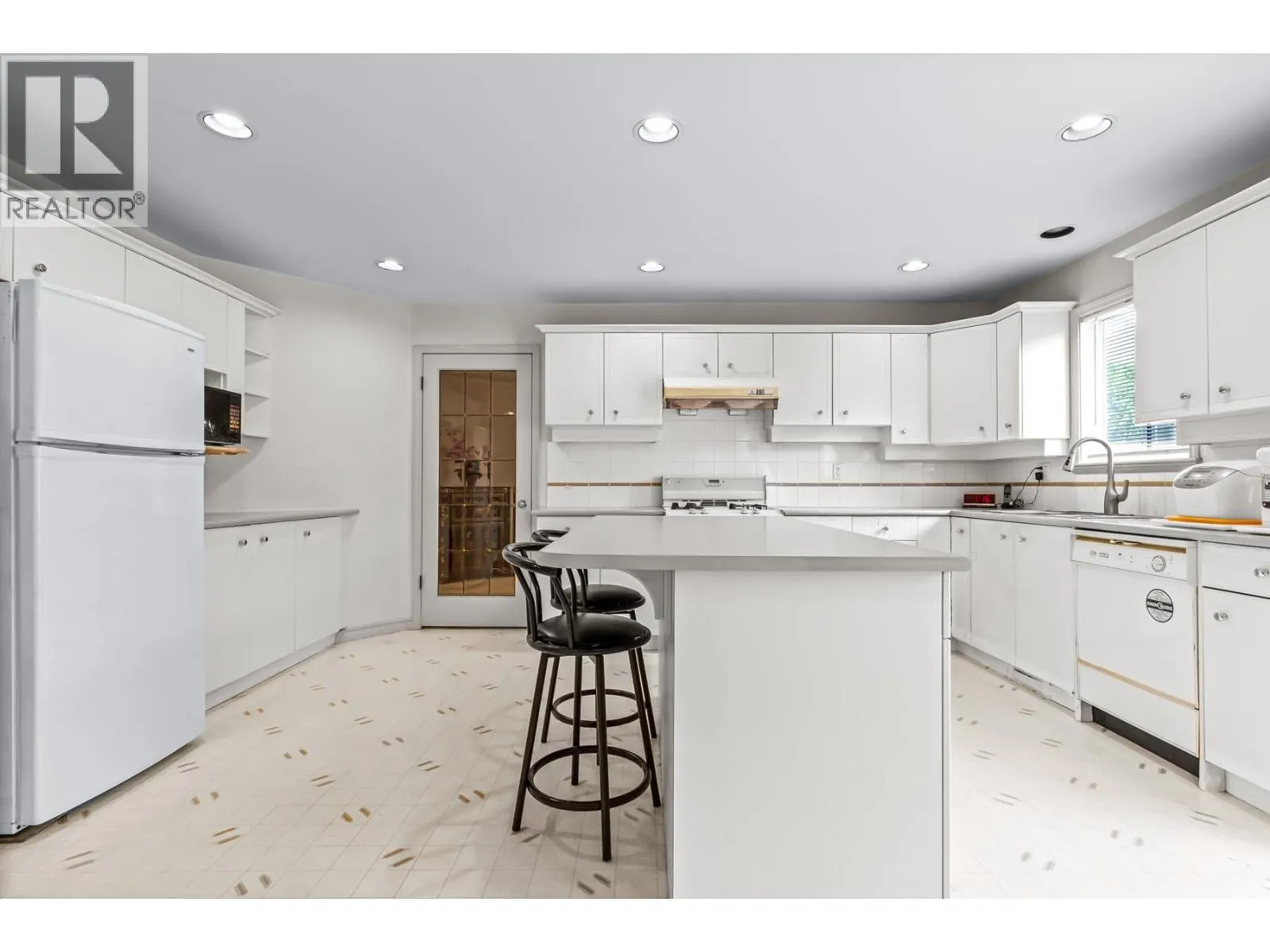 2188 TAIT COURT