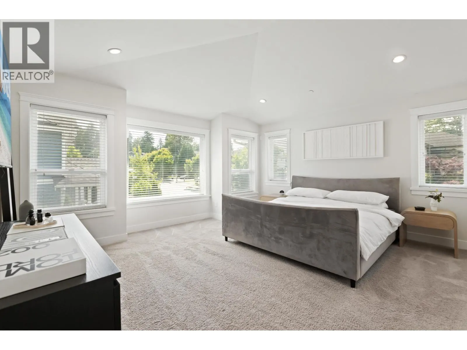 10408 243 STREET