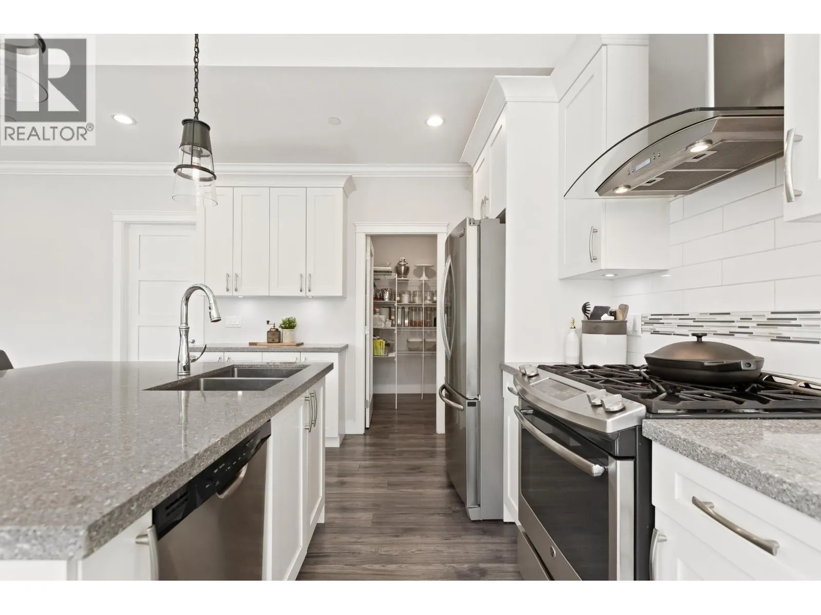 10408 243 STREET