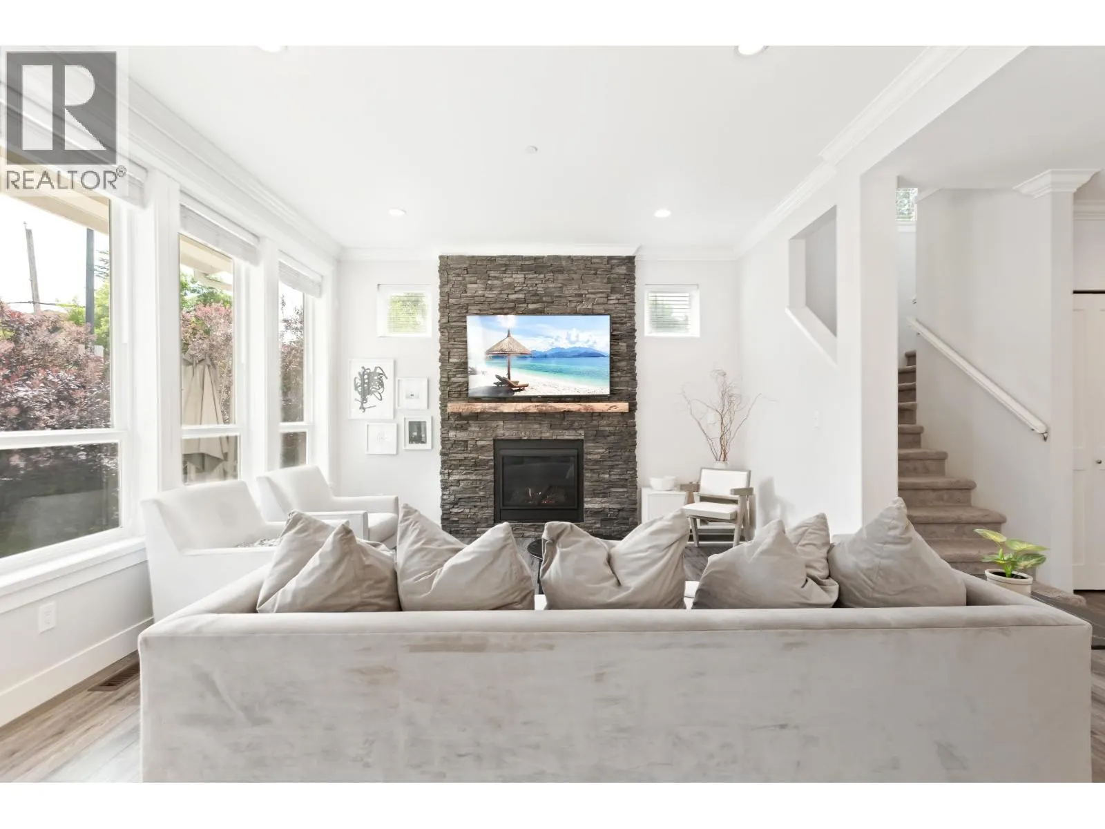 10408 243 STREET