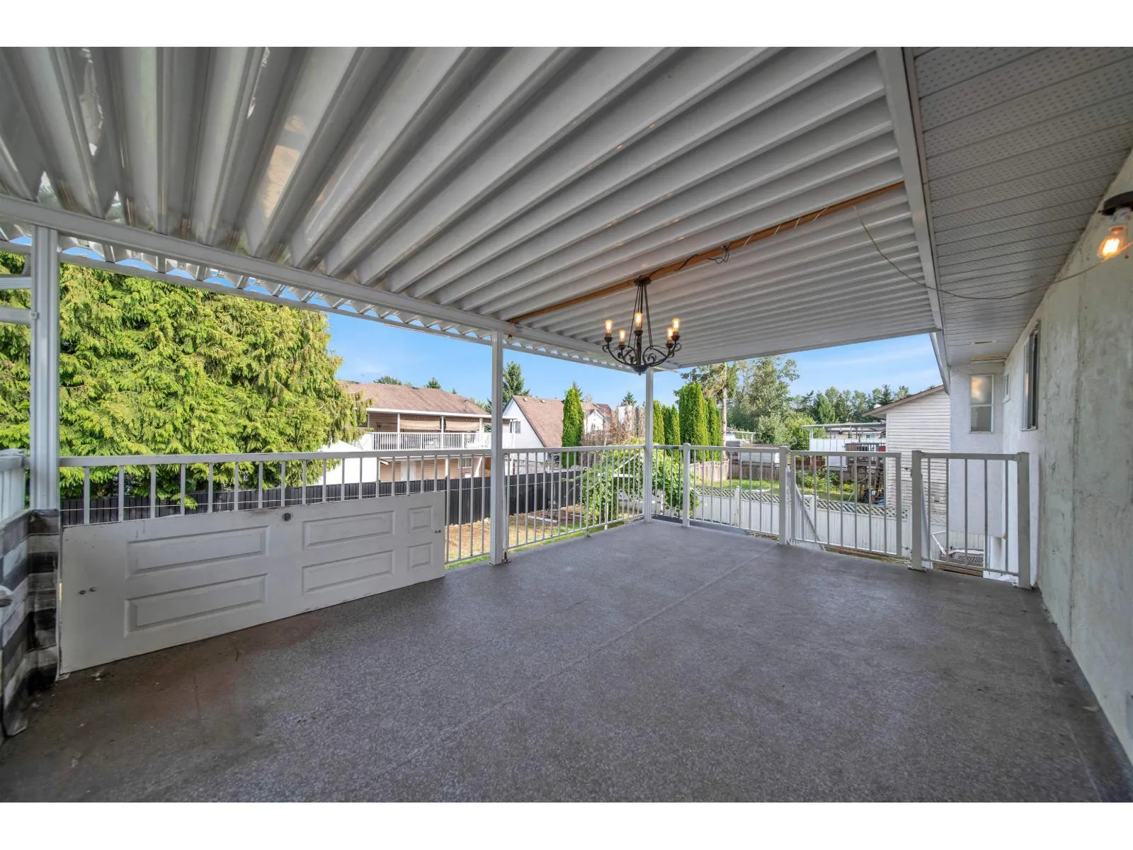 2754 DEHAVILLAND DRIVE
